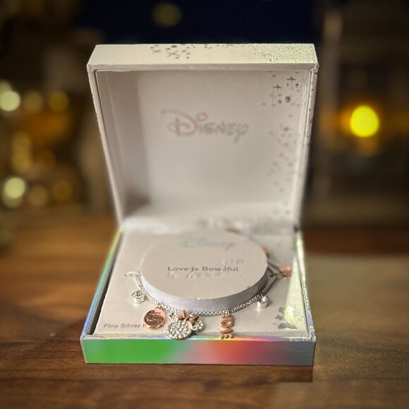 Fine Silver Plated Disney Minnie Mouse “Love is Bowtiful” Bracelet - Picture 1 of 7